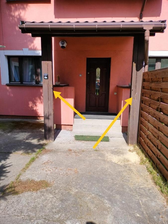 Urocze Studia W Lomiankach, 1- Z Sauna I Tarasem, 2- Z Kominkiem, 3- Ekonomiczne, 7Km Metro Mlociny Warszawa Lomianki Bagian luar foto